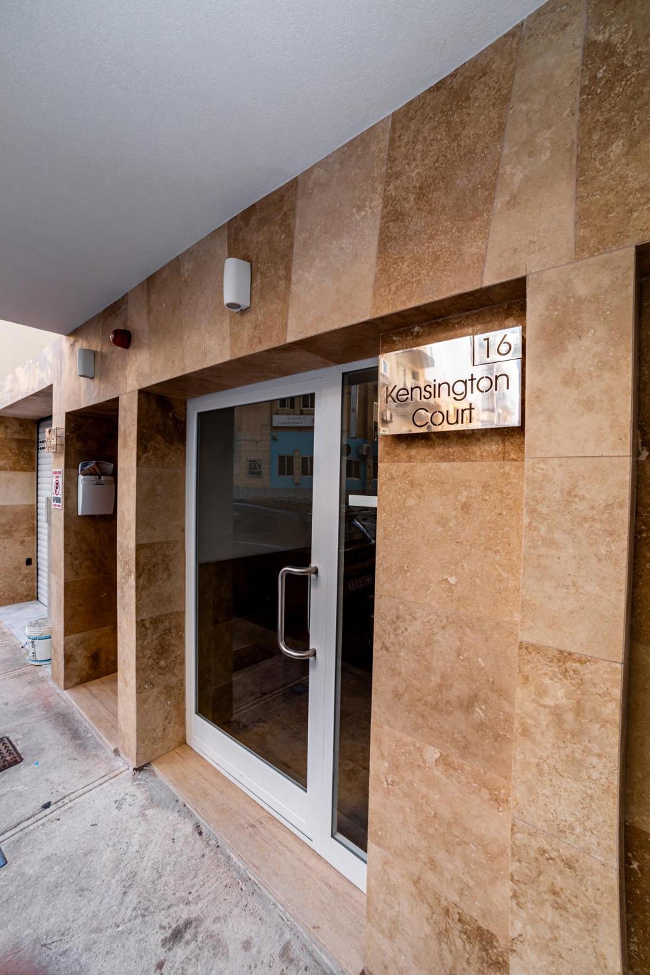 Apartment Sea Breeze, Spacious 2-bedroom Lux Seaside *