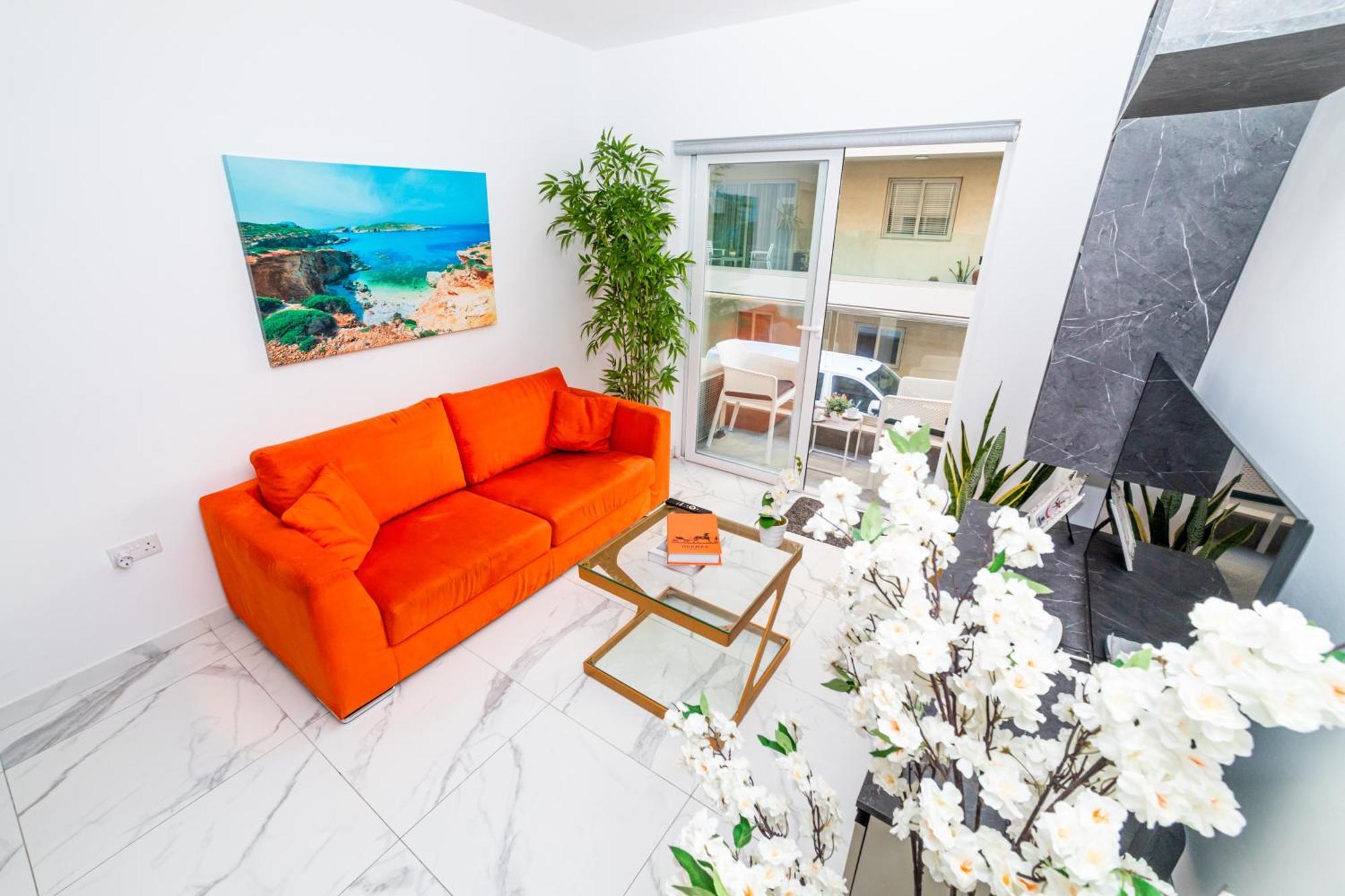 Apartment Sea Breeze, Spacious 2-bedroom Lux Seaside *